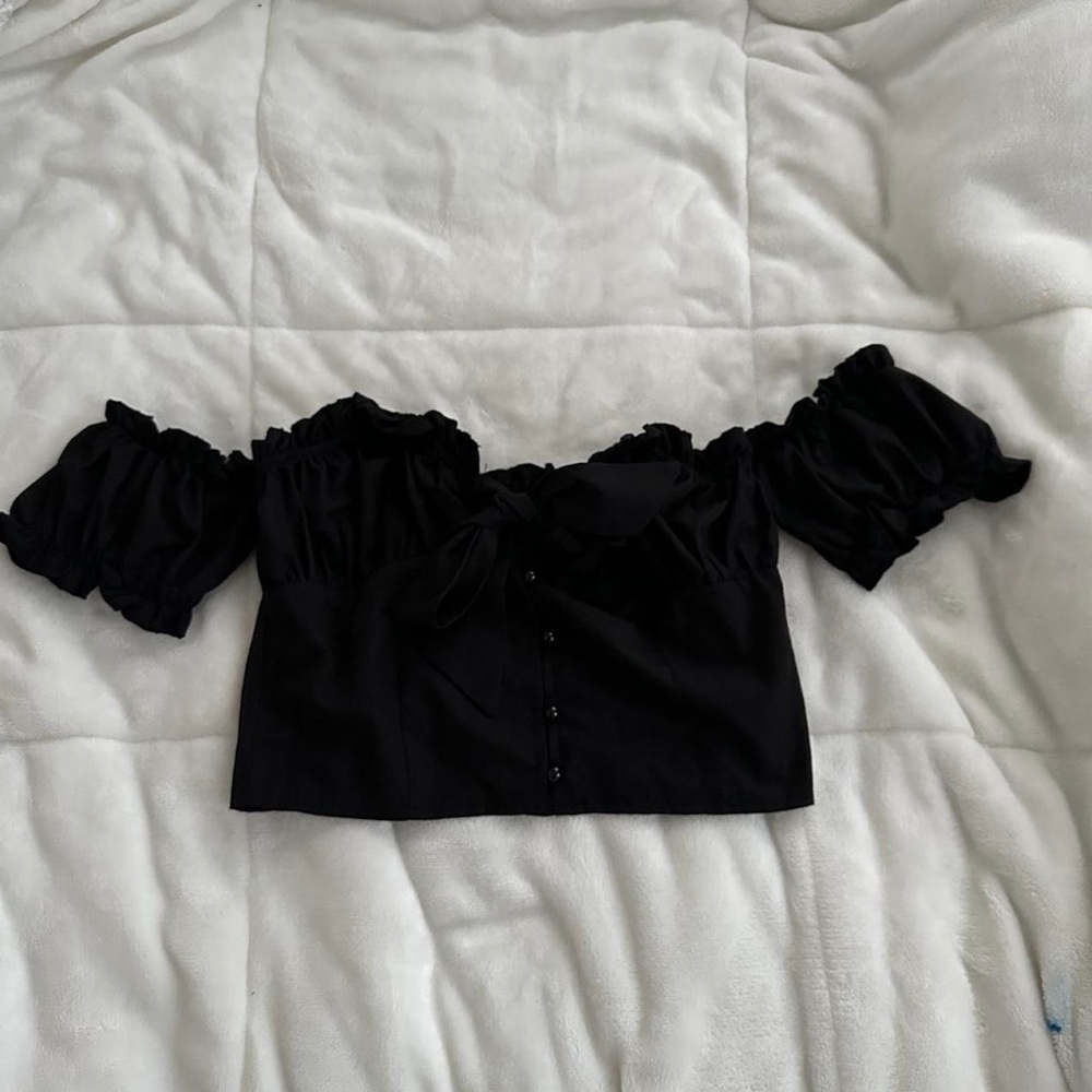 PLT off the shoulder blouse